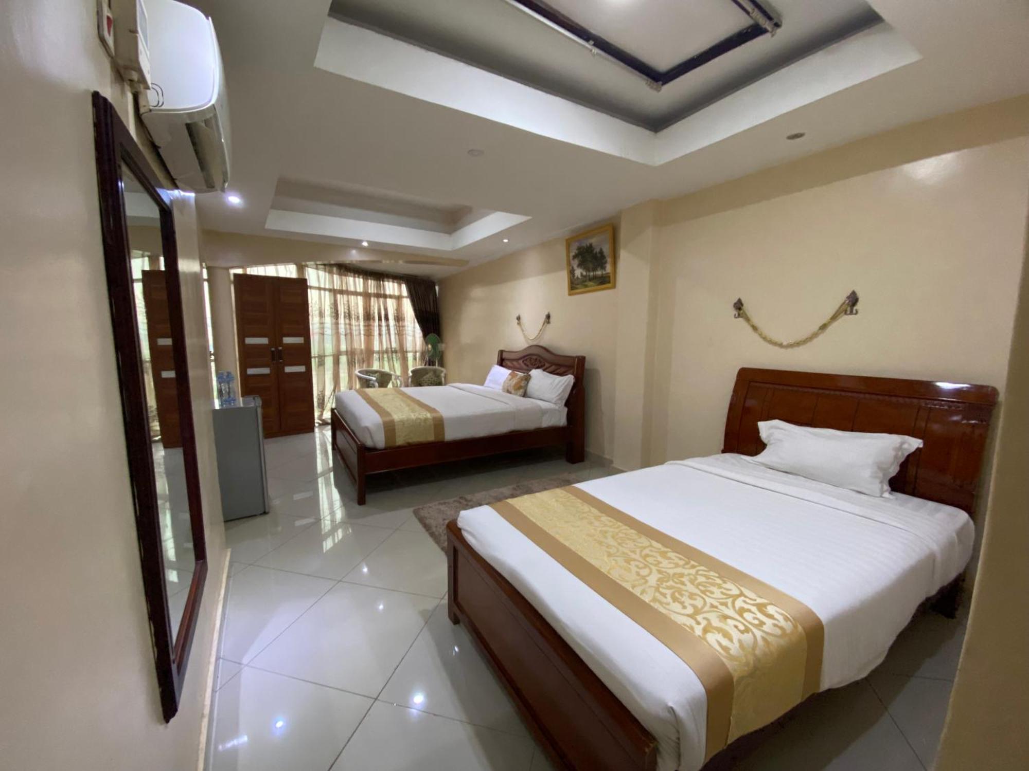 La Grande Hotel Kampala Exteriör bild